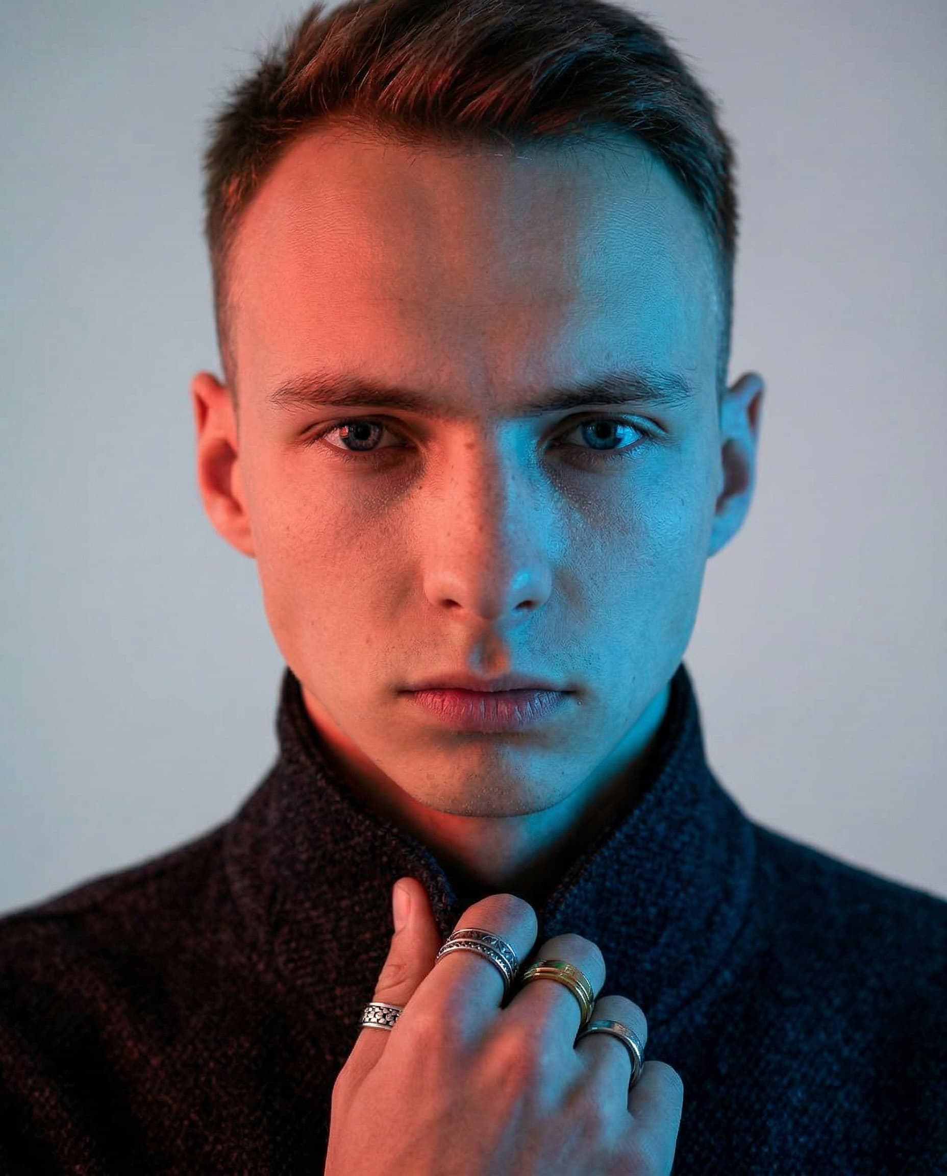 П