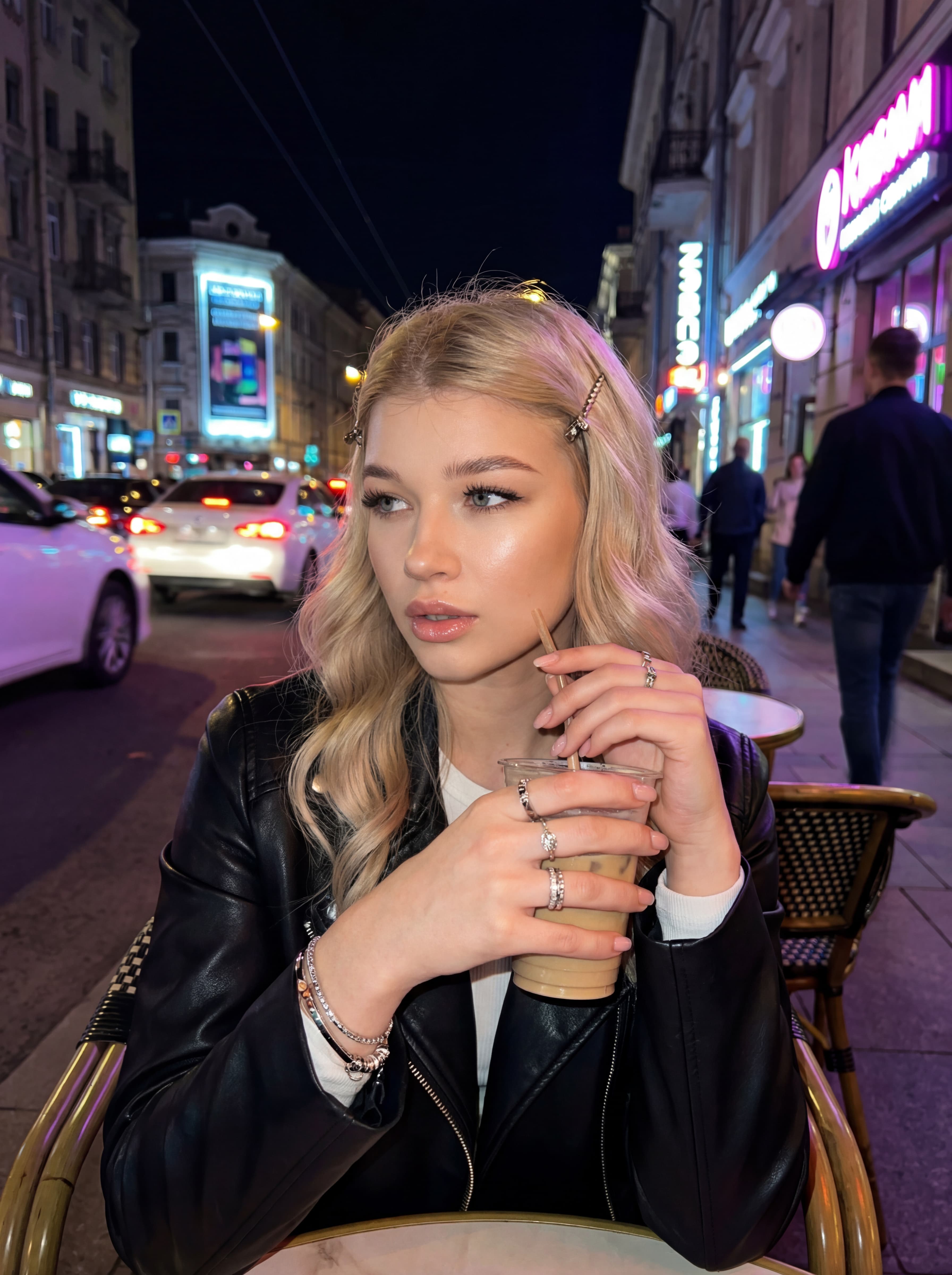 Бжзз